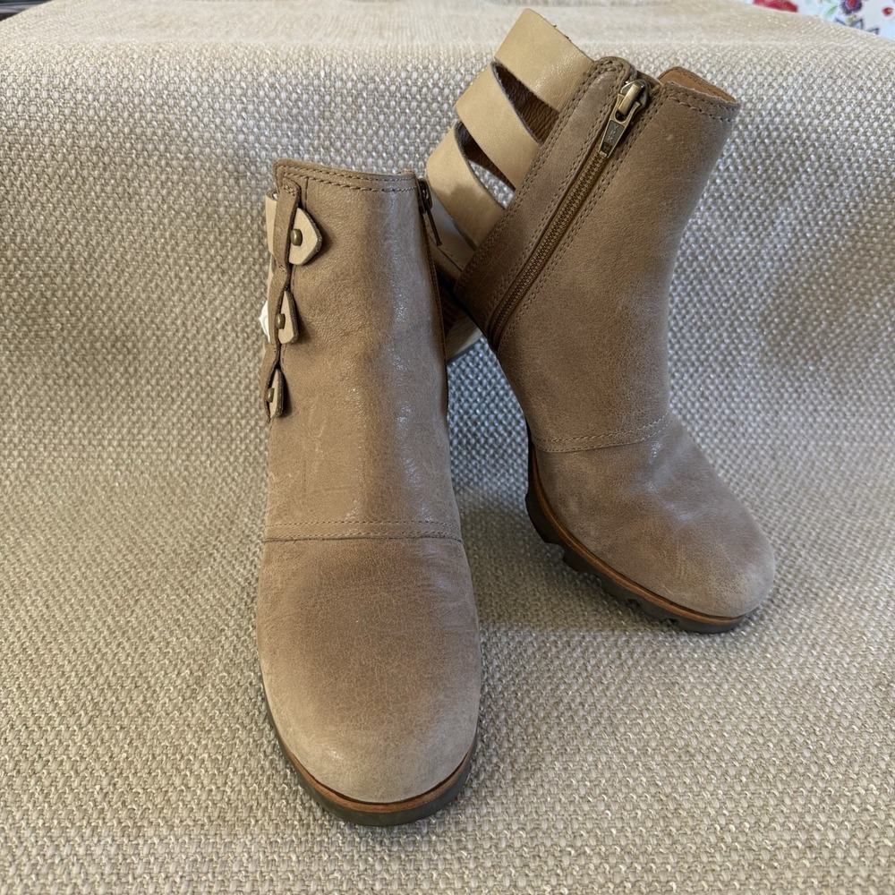 Sorel Addington Leather Strappy Back Block Heel Booties Women's Size 8.5 Tan